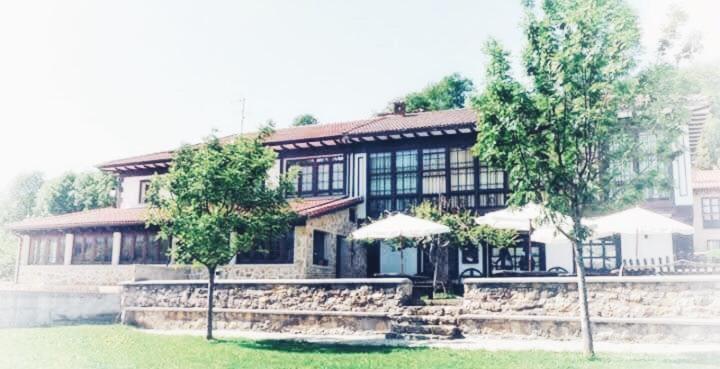 Orlé Hotel Restaurante La Carasca מראה חיצוני תמונה