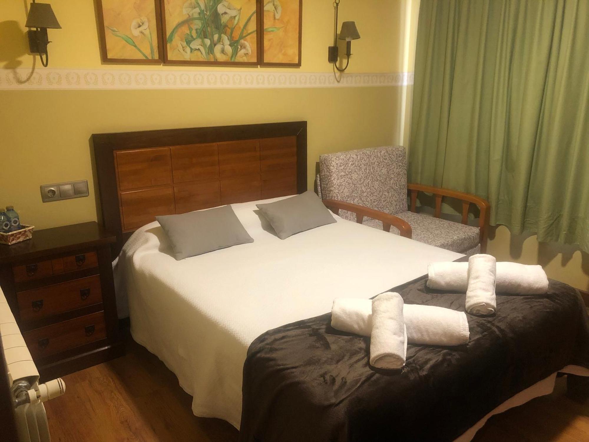 Orlé Hotel Restaurante La Carasca מראה חיצוני תמונה